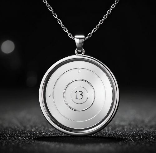 collier grav avec un nombre personnel
