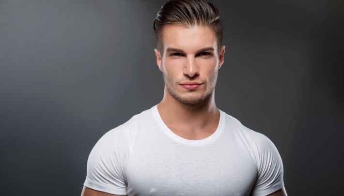 T-shirt amincissant homme : avis et conseils
